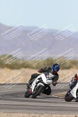 media/Dec-04-2025-Racers Edge (Thu) [[5ebc9f124d]]/3-B Group/2-Session 1 (Turn 4 Entry)/